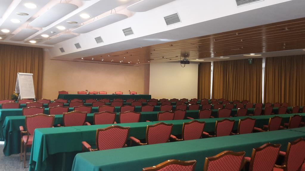 Grand Hotel Ambasciatori Wellness & Spa Chianciano Terme Exterior photo