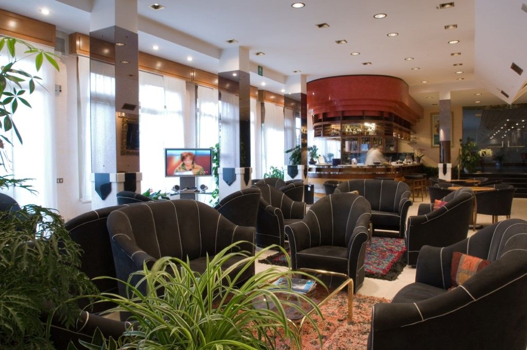 Grand Hotel Ambasciatori Wellness & Spa Chianciano Terme Exterior photo
